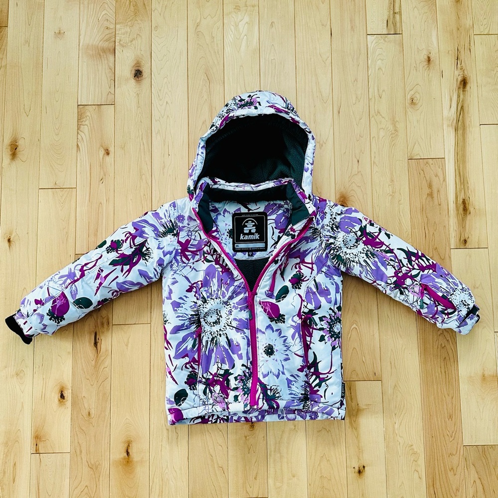 EUC Kamik Girls Winter Coat Ski Jacket (Size 5) -- White Floral Print
